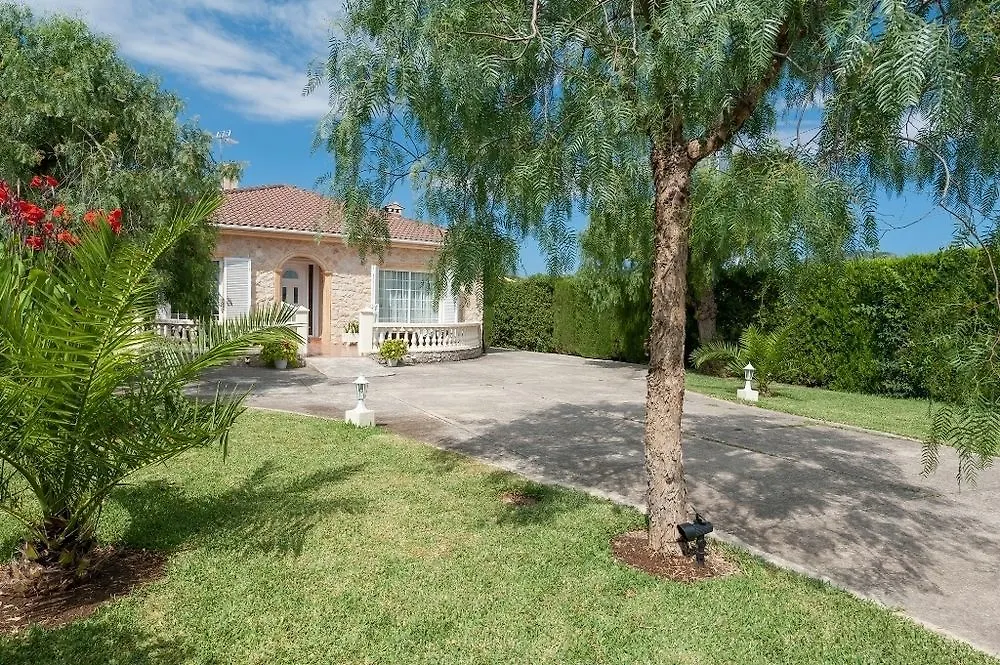 Alegre Villa Lloseta